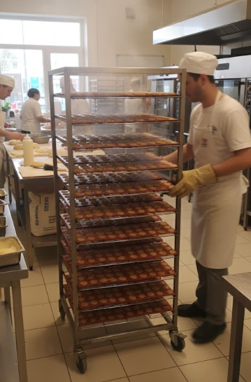 Palets Corréziens Artisanaux Faits Maison : Un Délice Local