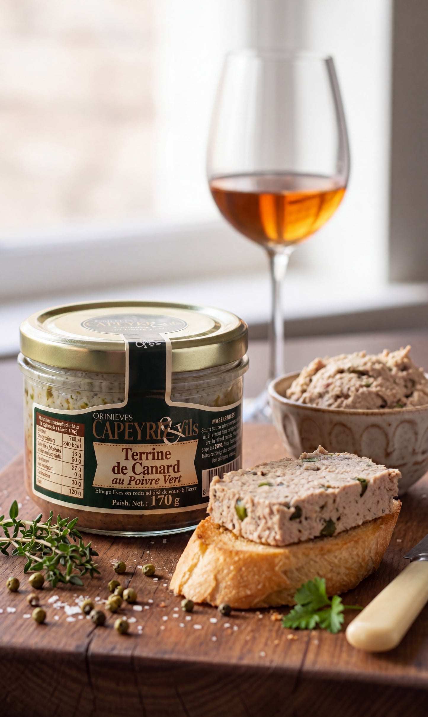 Terrine de canard au poivre vert